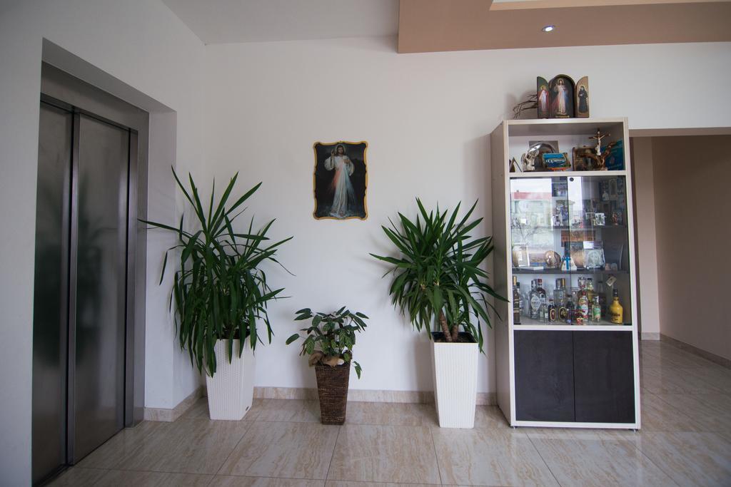 Hotel Luburic Medjugorje Exterior photo